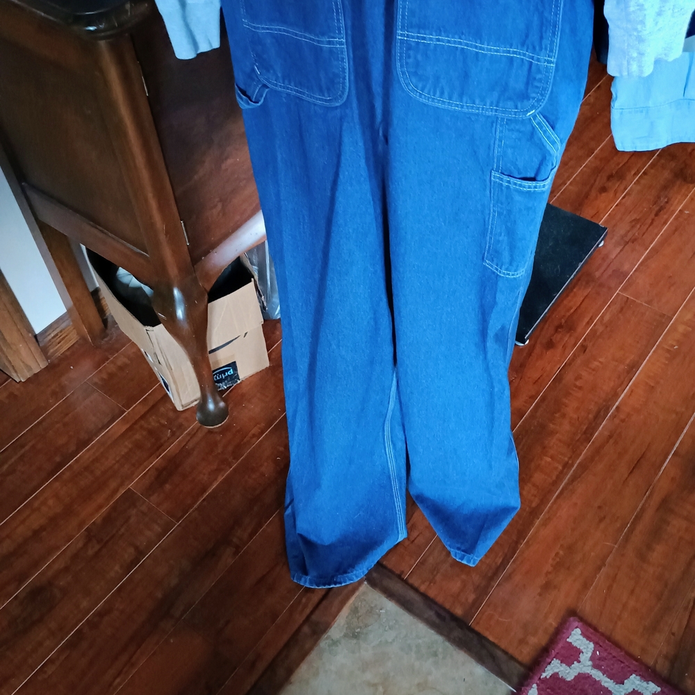 Carhartt Denim Overalls and Gray Long Sleeve T-Shirt Set - Picture 5 of 12